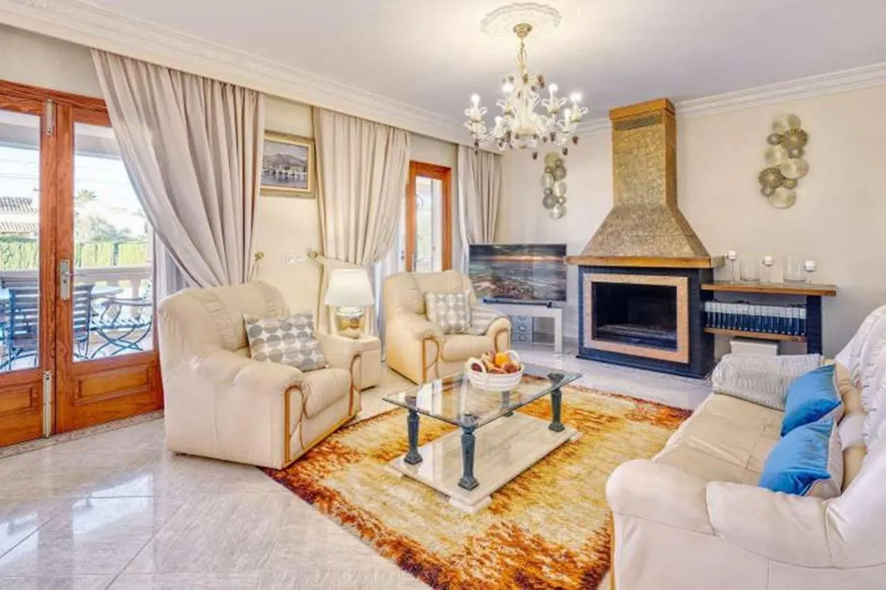 Villa Chabela Badia Blava 0*,  Spanyolország