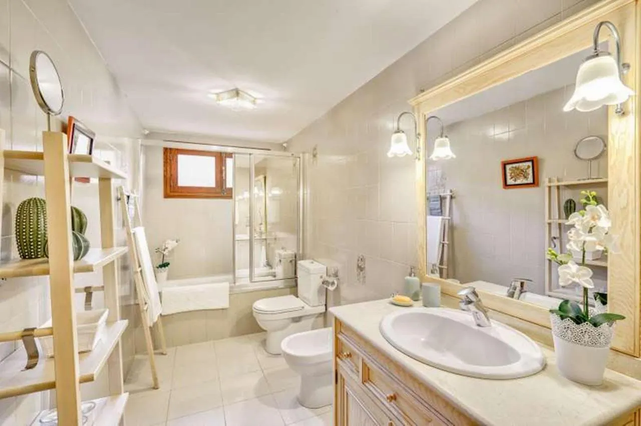 Villa Chabela Badia Blava 0*,