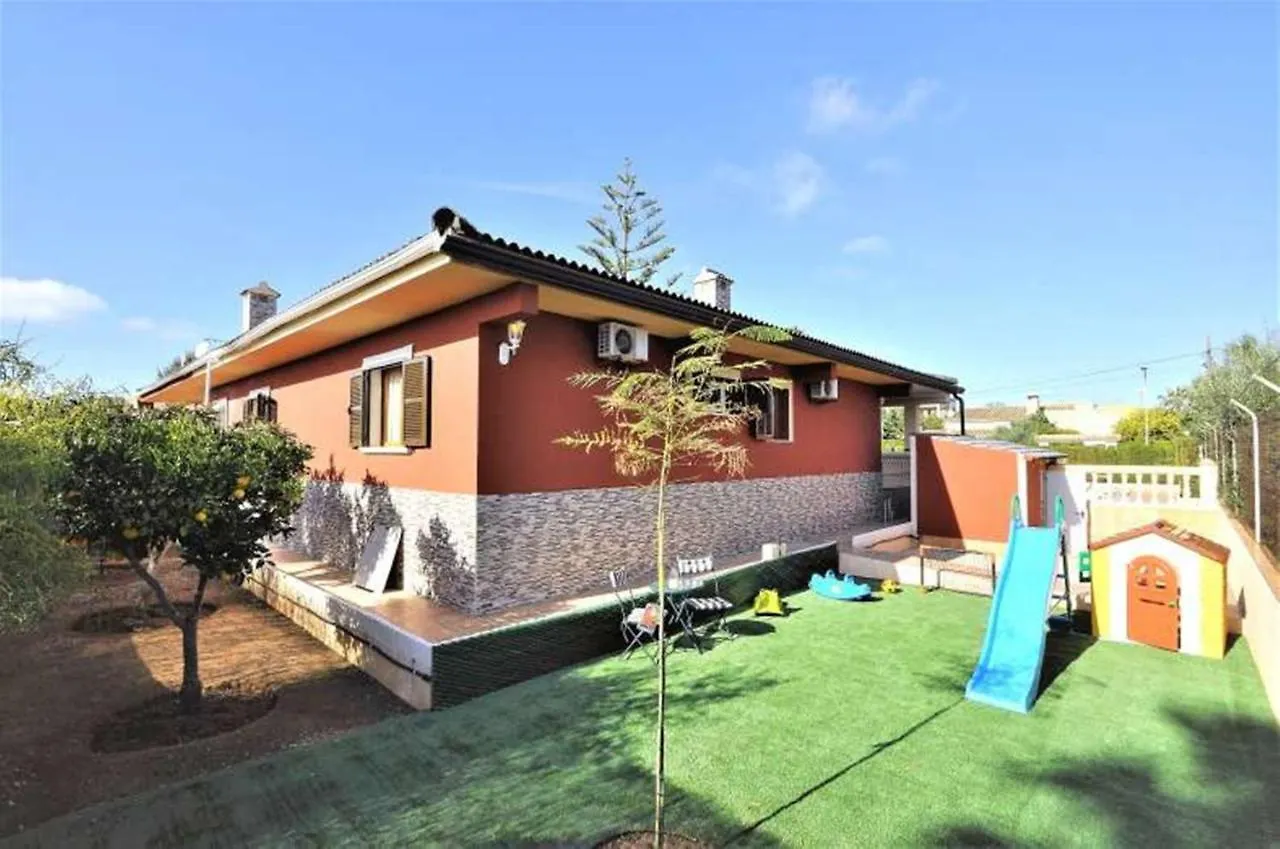 Villa Chabela Badia Blava